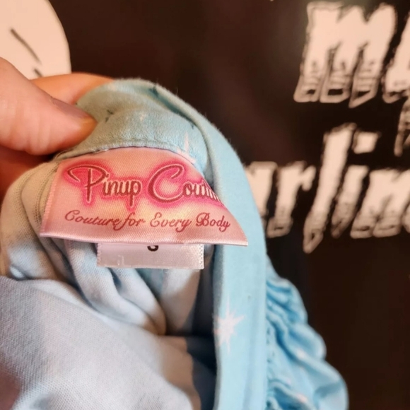 Pinup Girl Clothing BELLA VINTAGE SWING SKIRT IN BLUE FAIRY TALE CASTLE SZ S - Picture 4 of 6